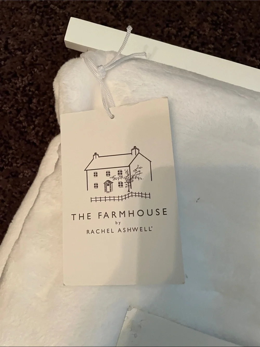 The Farmhouse by Rachel Ashwell Bright White Oversized Super Soft Throw 60 x 70”